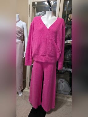 Cozy V-Neck Pearl-Accent Knit Set — Hot Pink